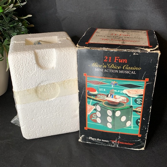 Vintage Enesco 1997 21 Fun Mice ‘n’ Dice Casino mini action musical music box - Picture 10 of 16